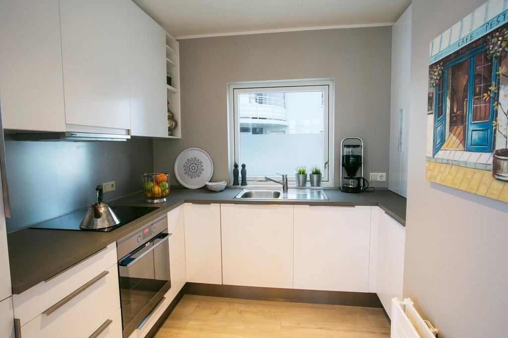 Penthouse Downtown With Free Parking Apartment Reykjavik Exterior photo